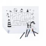 Desk mat for colouring, crayons V7872-02